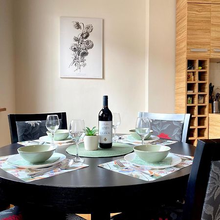 Quince Apartment-Free Parking-City Center Belgrad Dış mekan fotoğraf